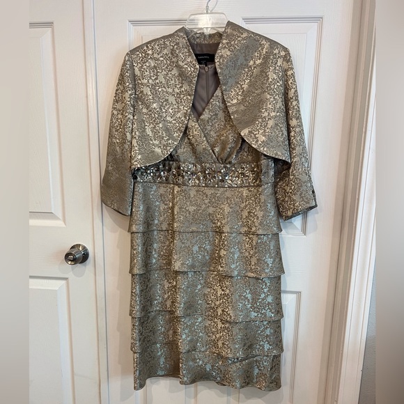 R&M Richards Gold embellished dress with jacket. Size 14 - Picture 2 of 15